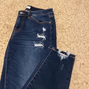Kancan size 27 distressed jeans